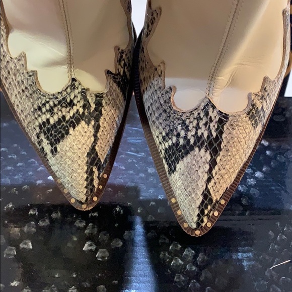 Sam Edelman Ivory Snakeskin Boot - Picture 12 of 12